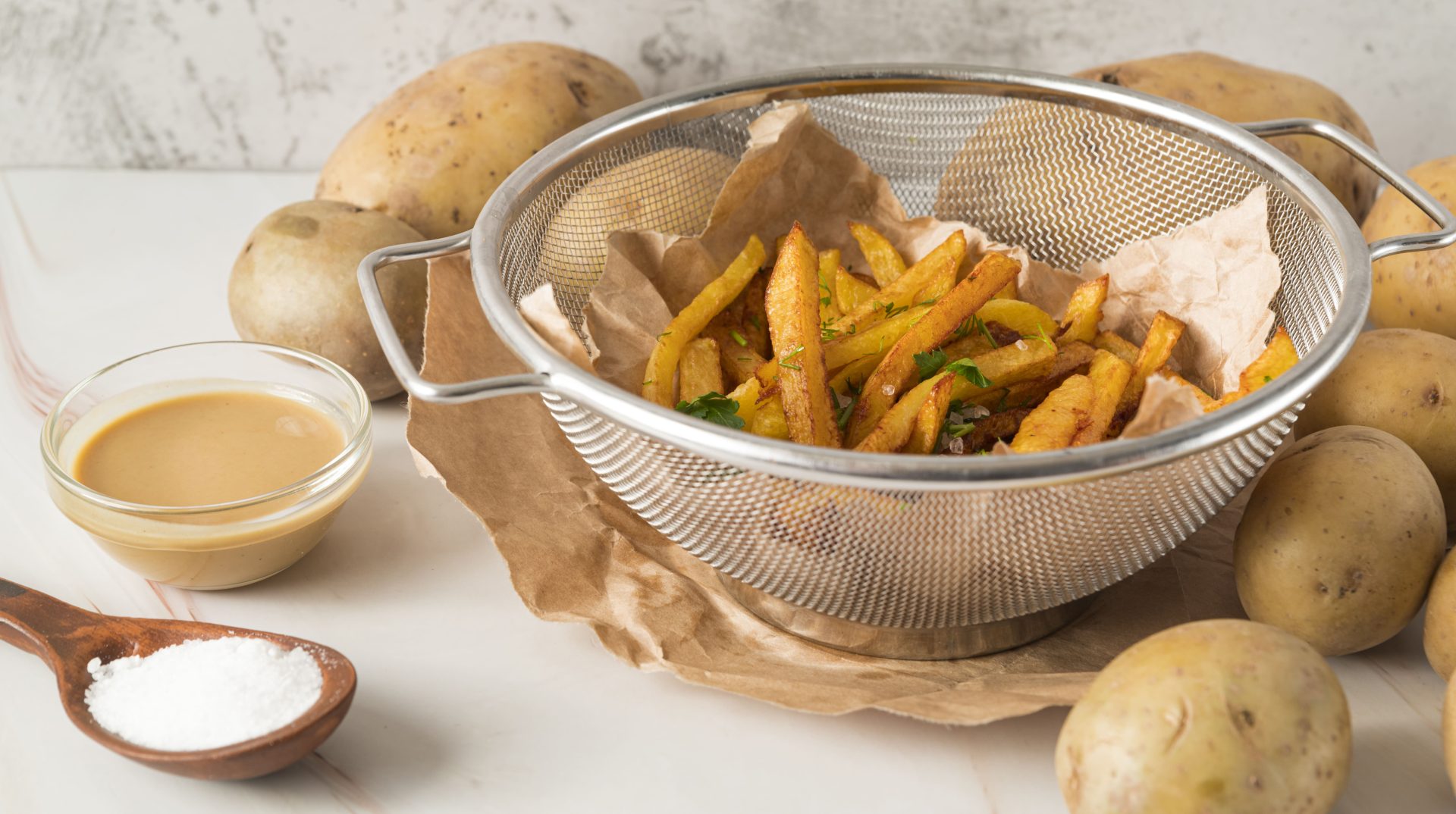 potato-fries-bowl-raw-potatoes (1)