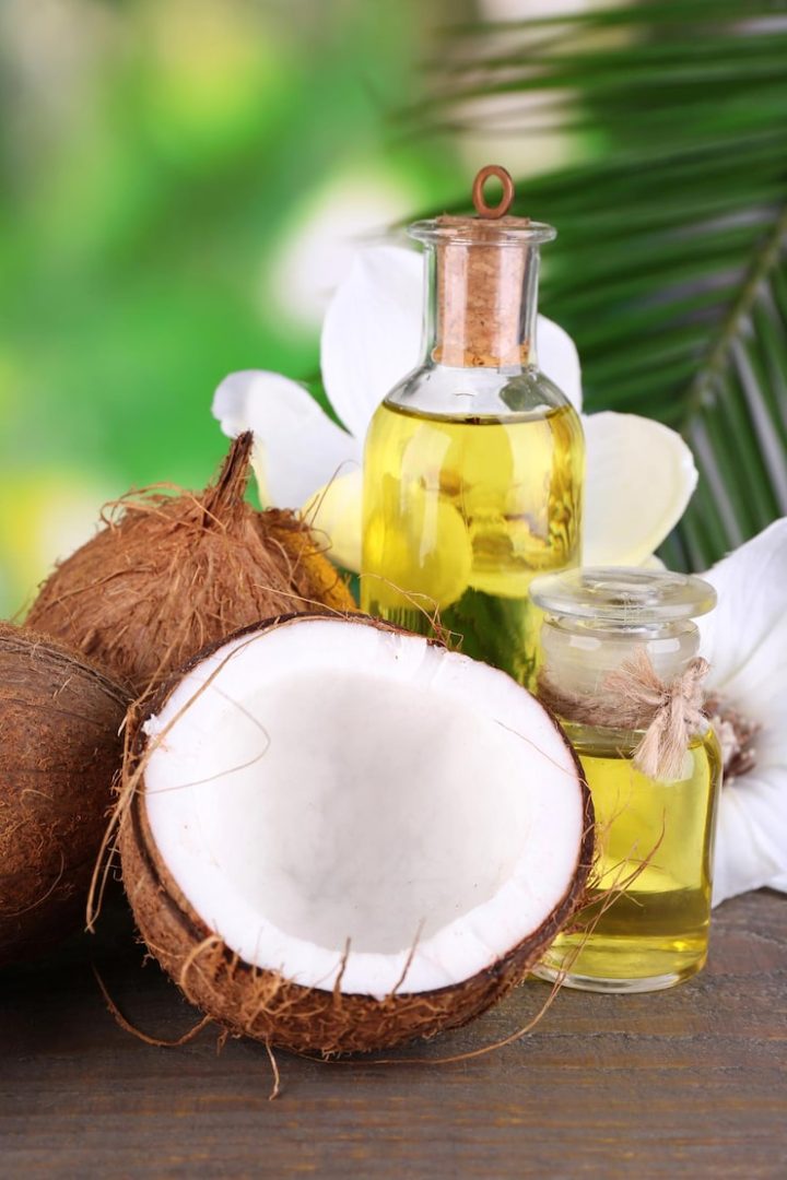 coconuts-coconut-oil-wooden-table-nature-background_392895-577270